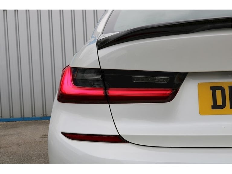 2019 BMW 3 Series 330e M Sport Saloon HYBRID Automatic