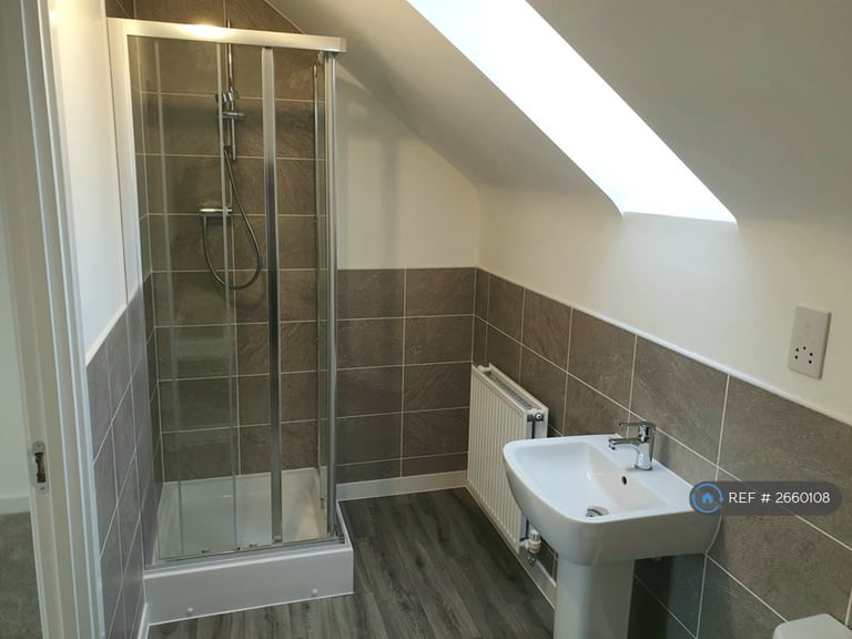 3 bedroom house in Chelmsford Drive, Coventry, CV6 (3 bed) (#2660108)