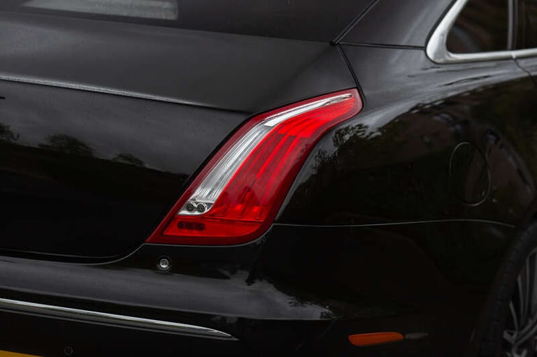 2012 Jaguar XJ Ultimate SALOON PETROL Automatic