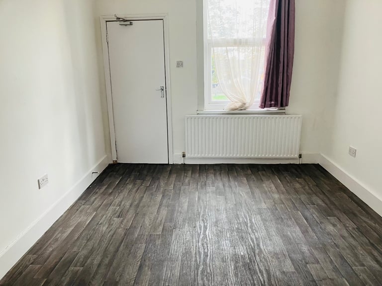 2 Bedroom Flat to rent E13 Plaistow Two bedroom