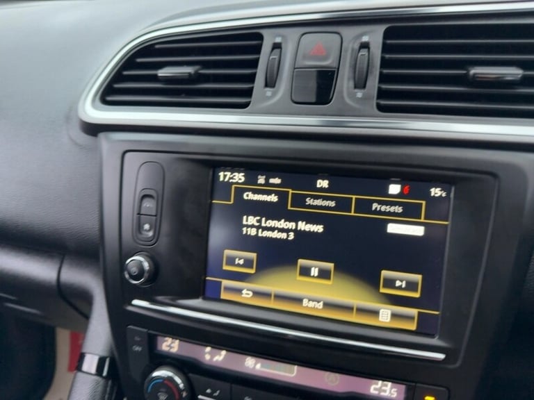 2017 Renault Kadjar TCe Dynamique Nav SUV Petrol Manual