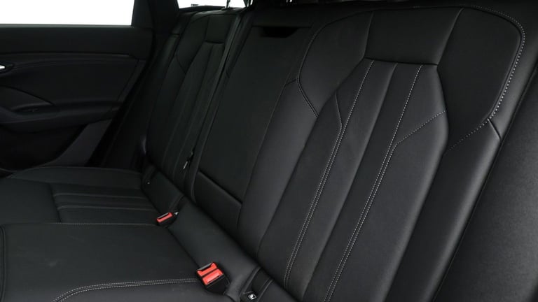 2024 Audi Q6 e-tron 100kWh S line SUV 5dr Electric Auto quattro (388 ps) SUV Electric Automatic