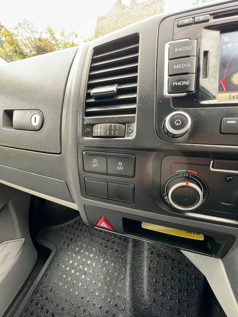 2012 Volkswagen Transporter 2.0 TDI 140PS Van PANEL VAN Diesel Manual