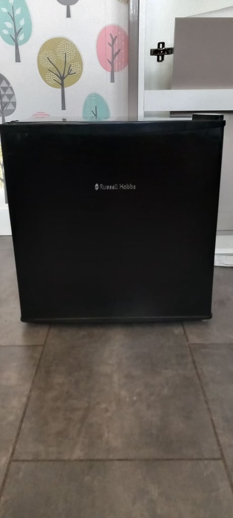 RUSSELL HOBBS Mini Freezer 