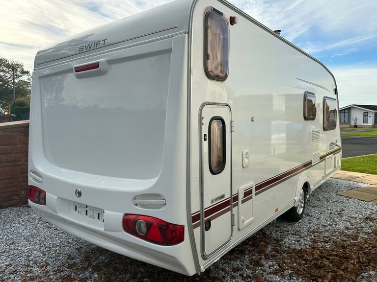 2007 SWIFT ORONSAY 6 BERTH, JUST SERVICED & DAMP TESTED
