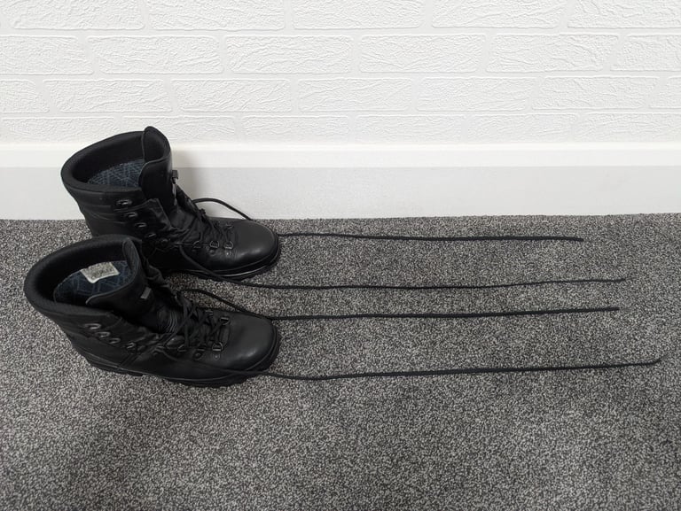LOWA Military Combat Boots GORE-TEX® Black / Size 7 UK / Great Condition / FREE LOCAL DELIVERY