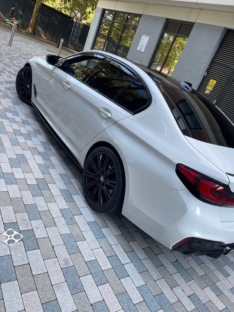 BMW, 5 SERIES, Saloon, 2019, Semi-Auto, 1995 (cc), 4 doors