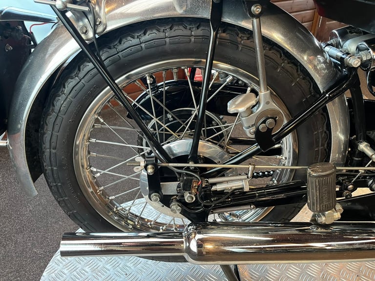 1950 VINCENT COMET 500 **MATCHING NUMBER** IMMACULATE CLASSIC BIKE 