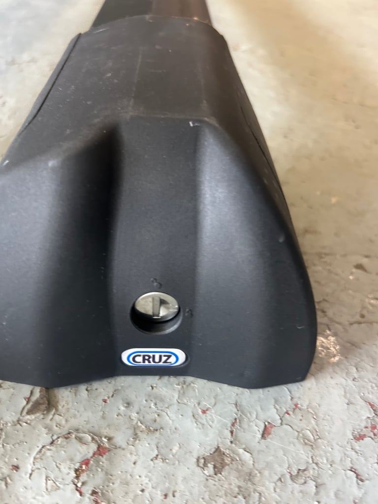 Car roof rails 
