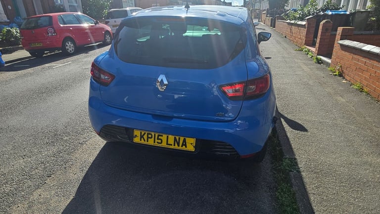 Renault, CLIO, Hatchback, 2015, Manual, 898 (cc), 5 doors
