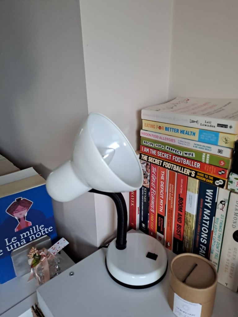 Bed or work space lamps