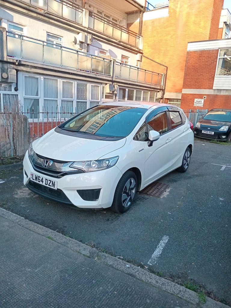 image for 2014 Honda Jazz 1.5 Hybrid Electric Auto Euro 5 5dr Hatchback - Excellent Condition, 70k miles