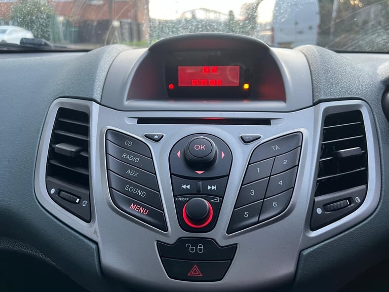2010 Ford Fiesta 1.4 Edge 3dr Auto HATCHBACK Petrol Automatic