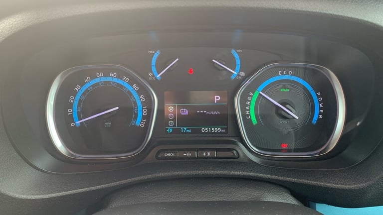 2021 Peugeot Traveller 50kWh Active Standard MPV 5dr Electric Auto MWB (8 Seat, 7.4kW Charger) (1...