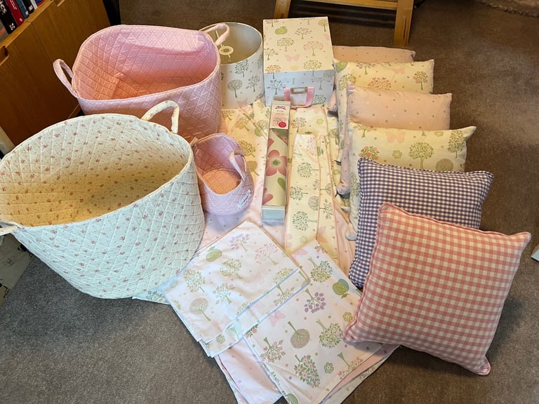 Children’s Laura Ashley ‘Esme’ Bedroom Set