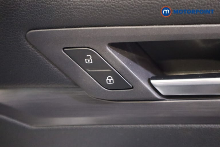 2021 Volkswagen Golf 1.5 TSI 150 Style 5dr Hatchback Petrol Manual