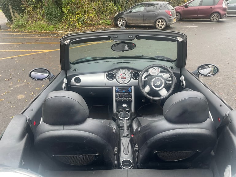 Mini, CONVERTIBLE, Convertible, 2005, Manual, 1598 (cc),2 doors - Image 4
