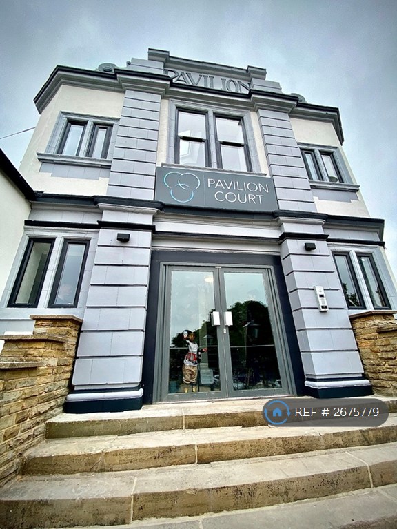 image for 2 bedroom flat in Stanningley Road, Leeds, LS28 (2 bed) (#2675779)