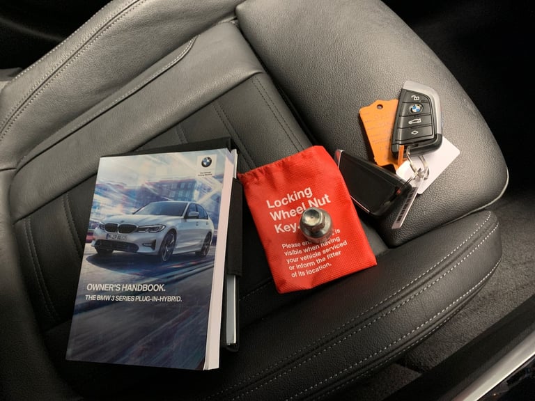 2020 BMW 3 Series 2.0 330e 12kWh M Sport Saloon 4dr Petrol Plug-in Hybrid Auto Euro 6 (s/s) ( Sal...