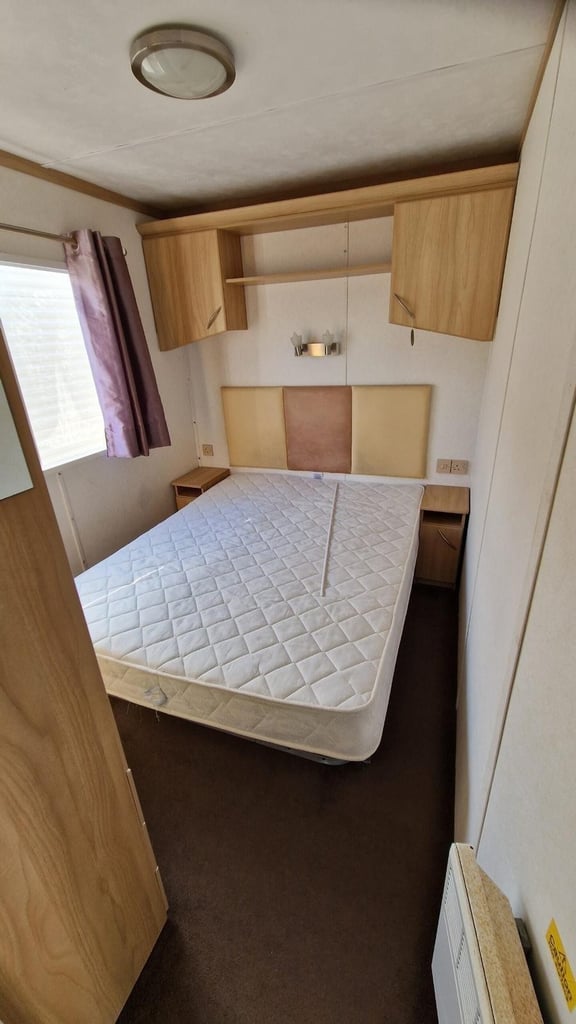 Carnaby Henley 34x12ft 2009 3 Bed | Static Caravan