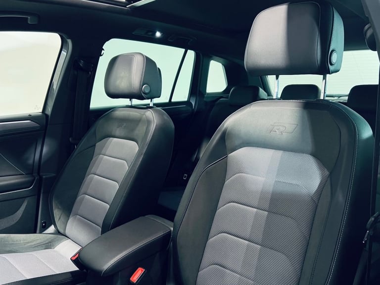 2017 Volkswagen Tiguan 2.0 TDi 150 4Motion R-Line 5dr DSG ESTATE DIESEL Automatic