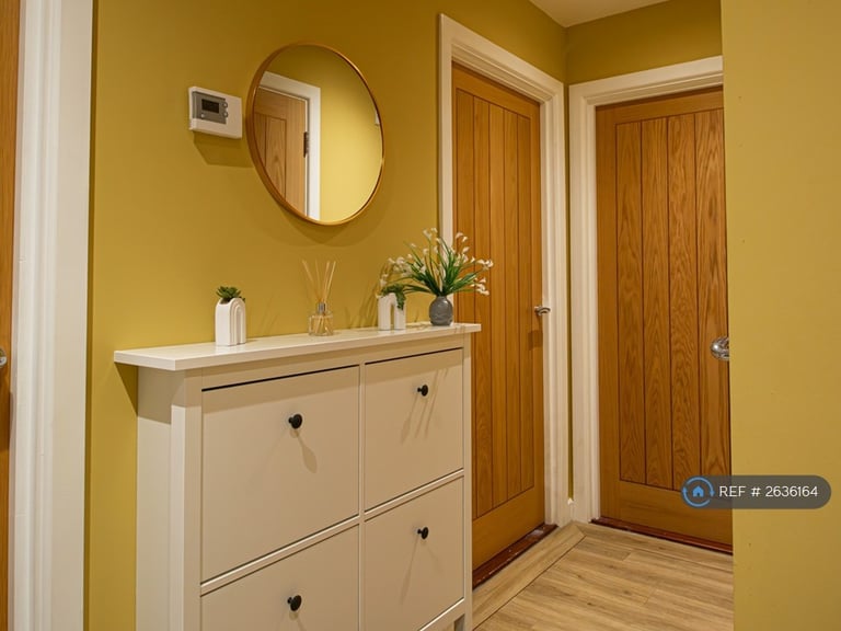 2 bedroom house in Enterprise House, Portsmouth, PO1 (2 bed) (#2636164)