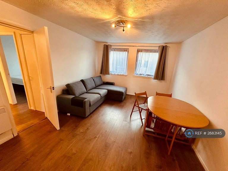 2 bedroom flat in Coxfield, Edinburgh, EH11 (2 bed) (#2683145)