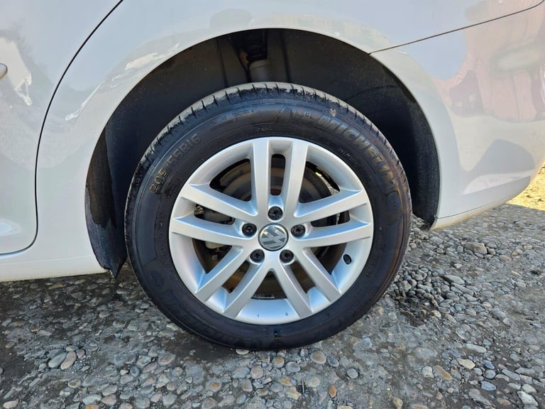 2014 Volkswagen Touran 1.4 TSI BlueMotion Tech SEL DSG Euro 6 (s/s) 5dr MPV Petrol Automatic