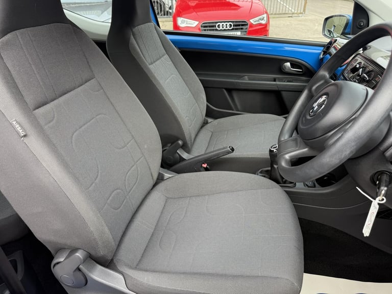 2014 Volkswagen up! 1.0 Move Up 3dr HATCHBACK PETROL Manual