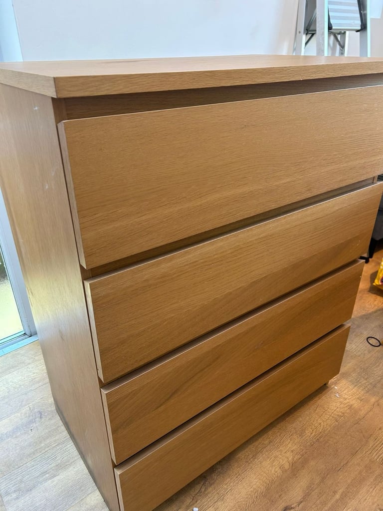 I can deliver - Used but great condition IKEA MALM Chest of 4 Drawers in Oak