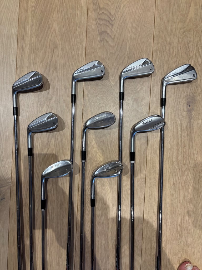 TaylorMade P790 2023 men’s left hand irons (5-9) & 4 Cleveland & Titelist Wedges 