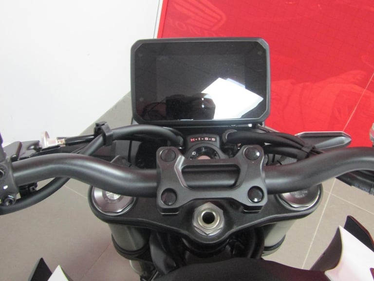 2025 Honda CB1000 HORNET - EX-DEMONSTRATOR