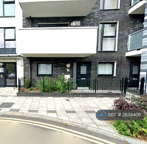 image for 2 bedroom flat in Williams Way, Wembley, HA0 (2 bed) (#2639406)