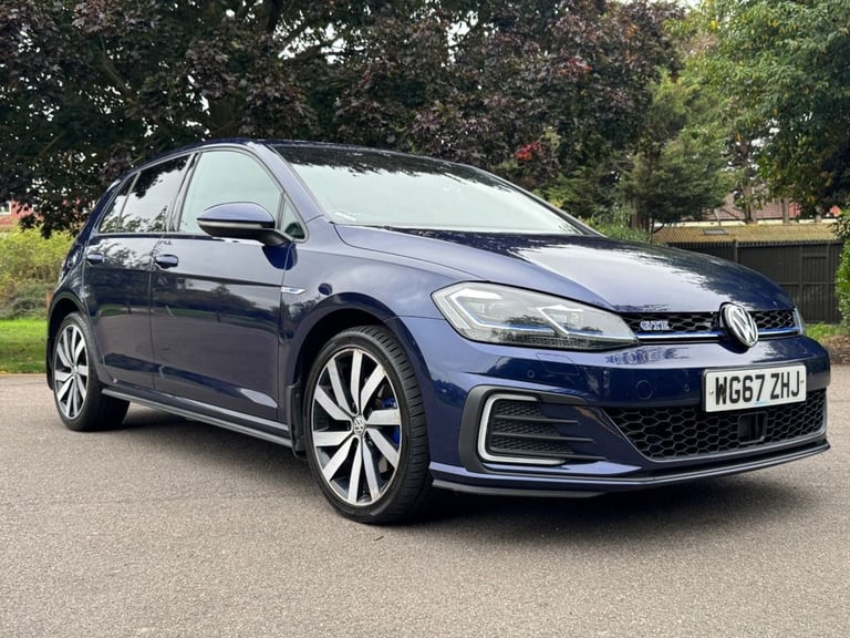 image for 2017 Volkswagen Golf 1.4 TSI GTE Advance 5dr DSG HATCHBACK PETROL/ELECTRIC Automatic