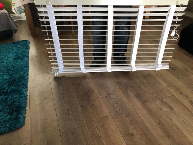 image for Venetian Blind - White - Branded - Hunter Douglas 