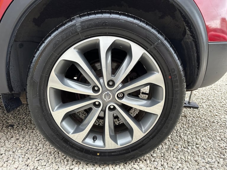 2011 Nissan Qashqai 1.5 dCi Tekna 2WD Euro 5 5dr HATCHBACK Diesel Manual