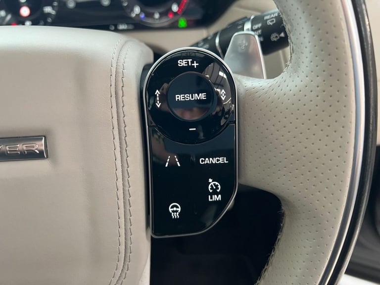 2017 Land Rover Range Rover Velar 3.0 SD6 V6 First Edition SUV 5dr Diesel Auto 4WD Euro 6 (s/s) (...