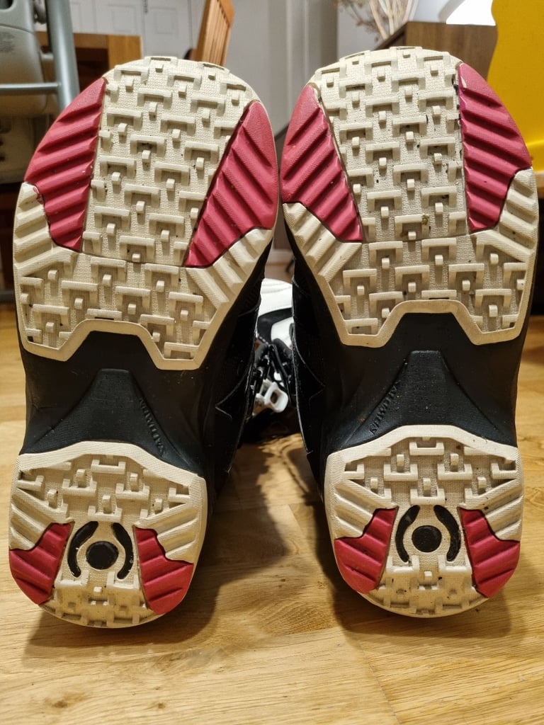 Salomon women's snowboard boots