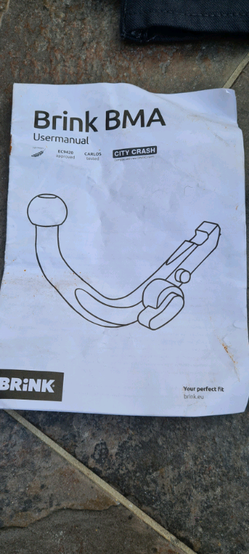 Brink branded tow ball set.