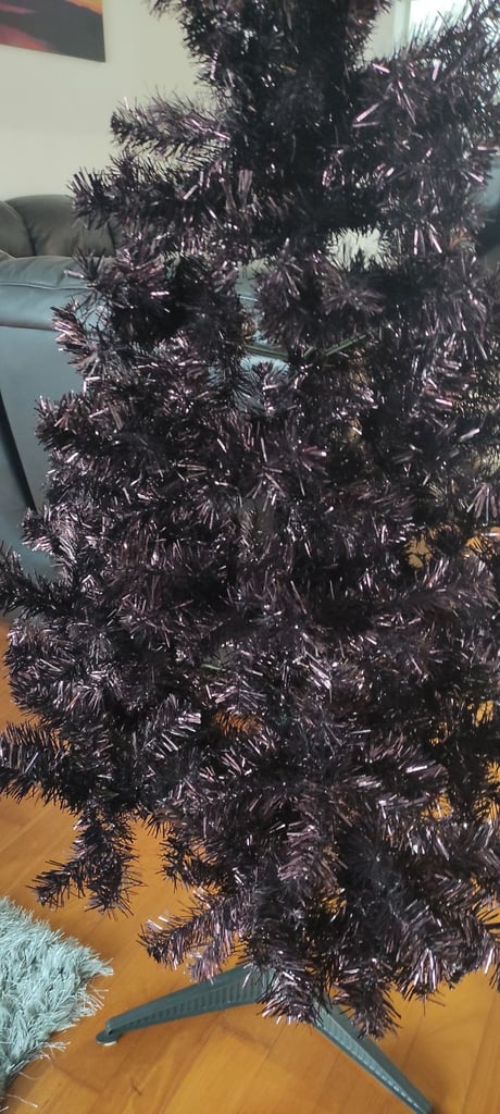 6 Ft Bronze/ Brown Christmas Tree