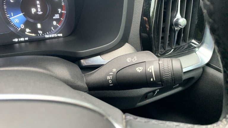 2021 Volvo S60 R-Design, B5 mild hybrid Saloon Petrol Automatic