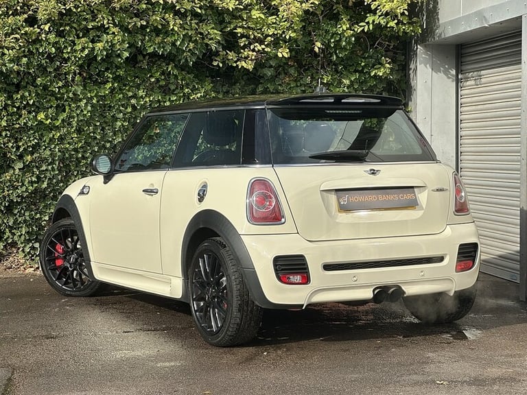 2011 MINI Hatch John Cooper Works Hatchback Petrol Manual