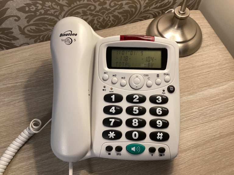 Binatone Speakeasy 5 Corded Phone for Seniors Impaired Vision