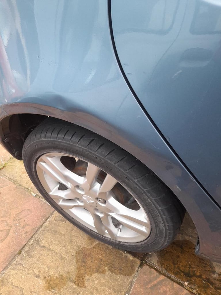 Mitsubishi, COLT, Hatchback, 2011, Semi-Auto, 1332 (cc), 5 doors