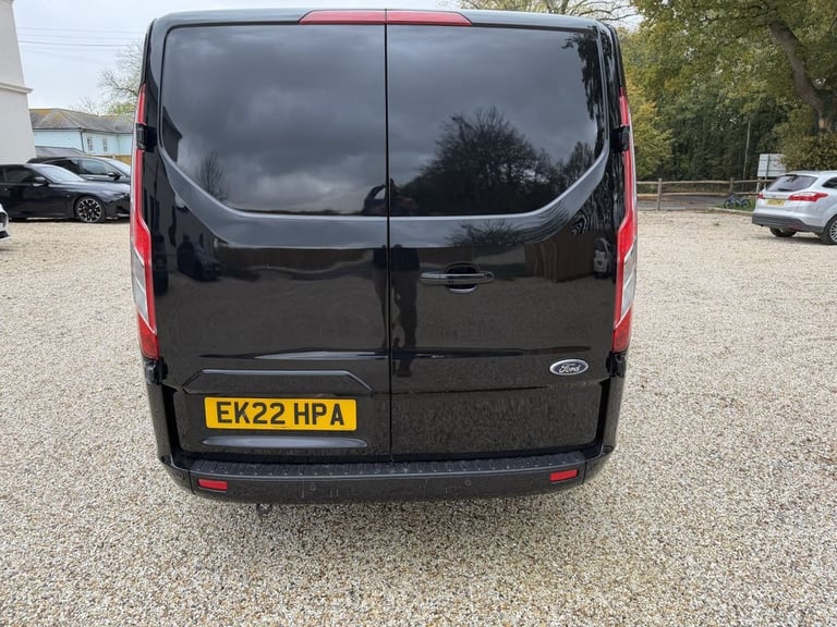 2022 Ford Transit Custom 2.0 EcoBlue 130ps Low Roof Limited Van PANEL VAN DIESEL Manual