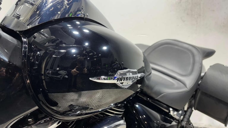 Suzuki Intruder 800 VZ C 2009 L0 21K MOT SERVICED CRUISER BIKE PANNIERS 800CC