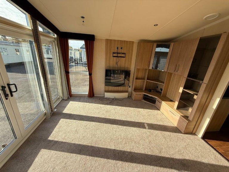 Static Caravan Swift Champagne 40x13 2bed DG/CH - Free UK Delivery 