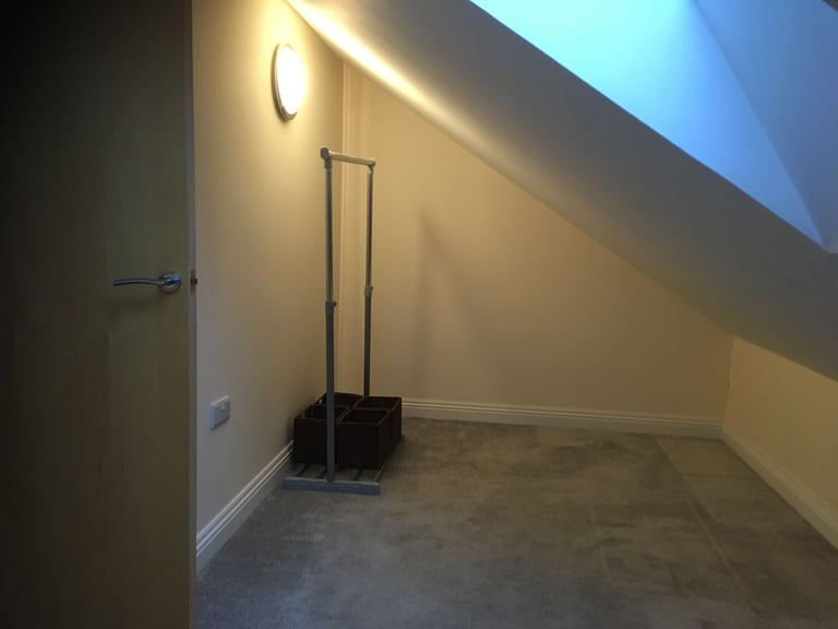 Two bedroom flat for rent in the heart of Ashburton