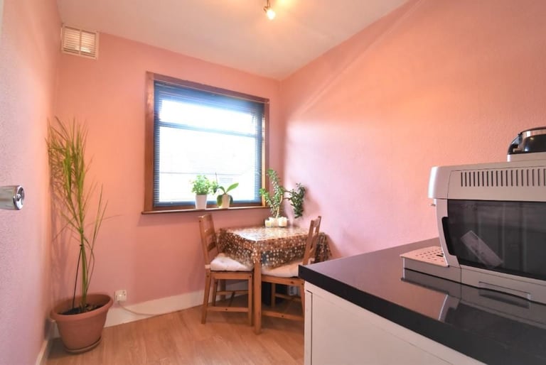 💫Fully Furnished Room in 4-Bed Flat | Great Location N17!