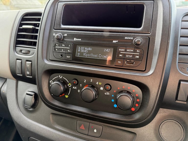 2017 Renault Trafic SL27 dCi 120 Business+ Van PANEL VAN DIESEL Manual